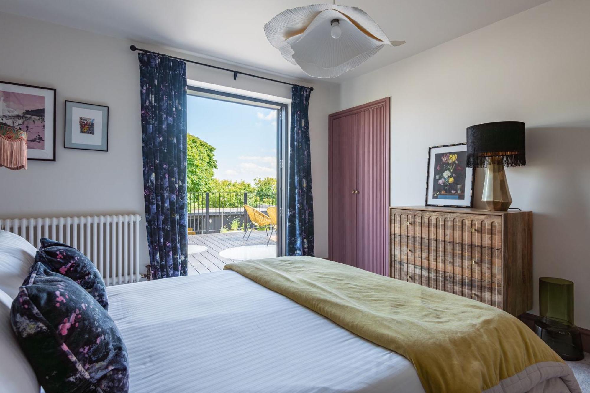 Smurf House Villa Kingsbridge  Ngoại thất bức ảnh